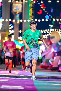 BIB: 
                            <button type="button" onclick="openModal(24687139)" class="btn btn-primary btn-sm float-right btn-popup" data-toggle="modal" data-target=".modal-high-quality">
                        <i class="fas fa-shopping-cart"></i> Add to Cart
                    </button>
                                            <button type="button" onclick="isThisMe(24687139, true)" class="btn btn-success btn-sm float-right btn-popup btn-isme hidden" data-toggle="tooltip" data-placement="bottom" title="นี่คือรูปของคุณใช่ไหม คลิกที่นี่เพื่อเอาเข้าอัลบั้ม">
                        <i class="fas fa-plus"></i> Add to album
                    </button>
                    <button type="button" onclick="isThisMe(24687139, false)" class="btn btn-warning btn-sm float-right btn-popup btn-isnotme hidden">
                        <i class="fas fa-ban"></i> Remove from album
                    </button>